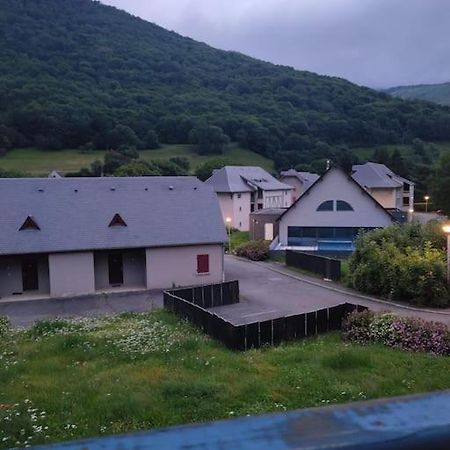 Appartement Avec Cabine Arreau Exterior foto
