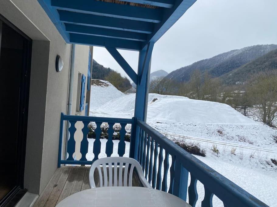 Appartement Avec Cabine Arreau Exterior foto